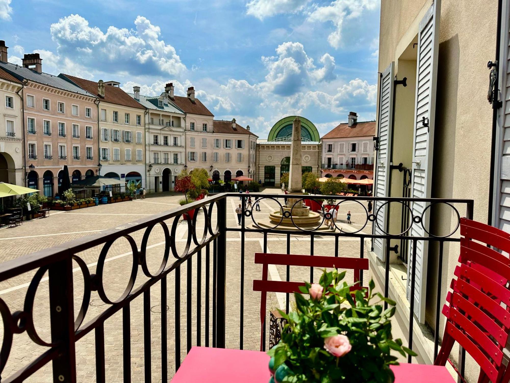 Appt Vue Place De Toscane - 4Min Disneyland-Paris Serris Exteriér fotografie